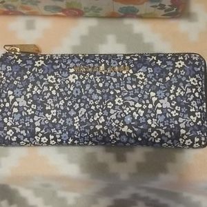 COPY - Micheal Kors wallet